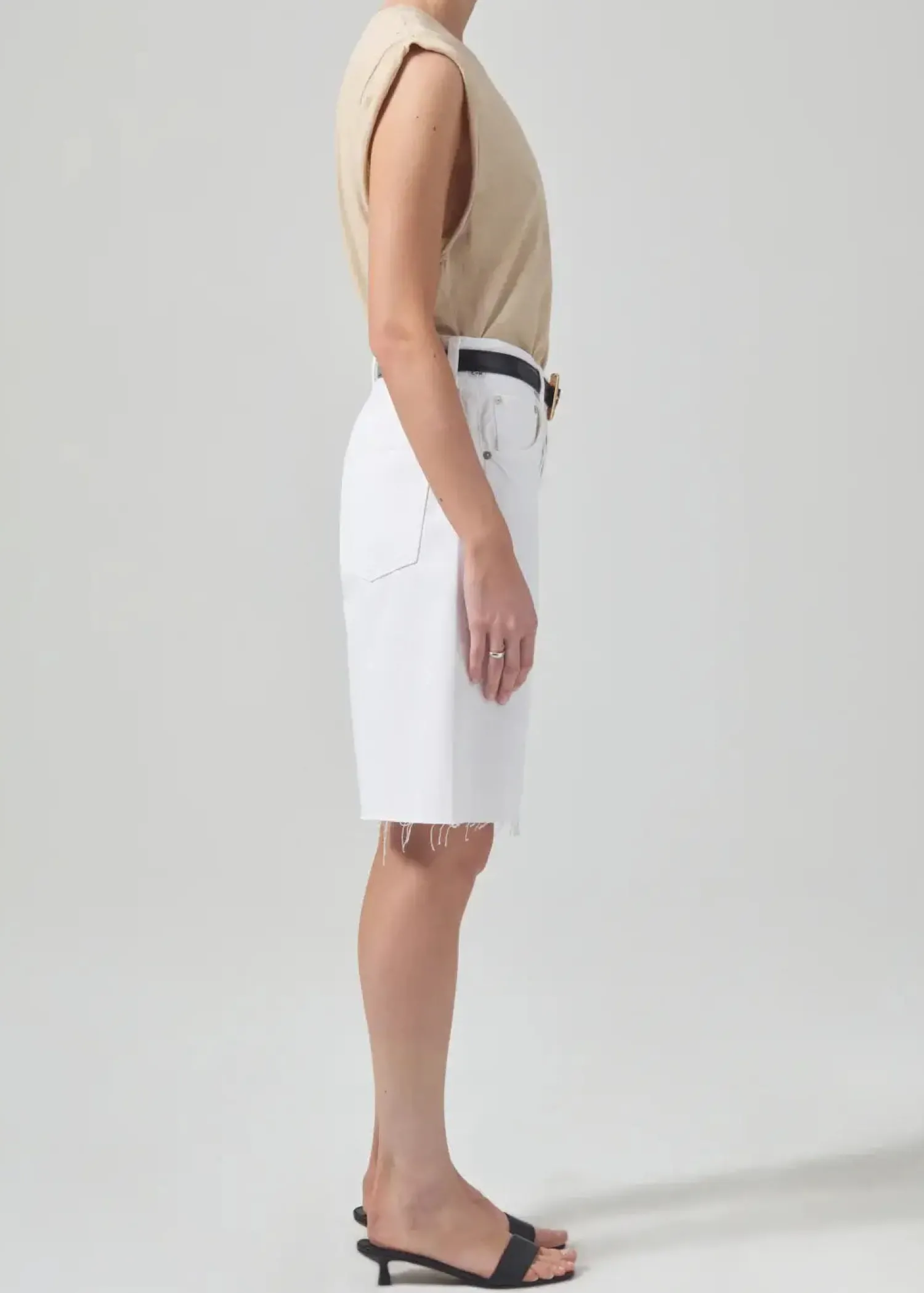 Hot CITIZENS OF HUMANITY AYLA SHORT Serene
