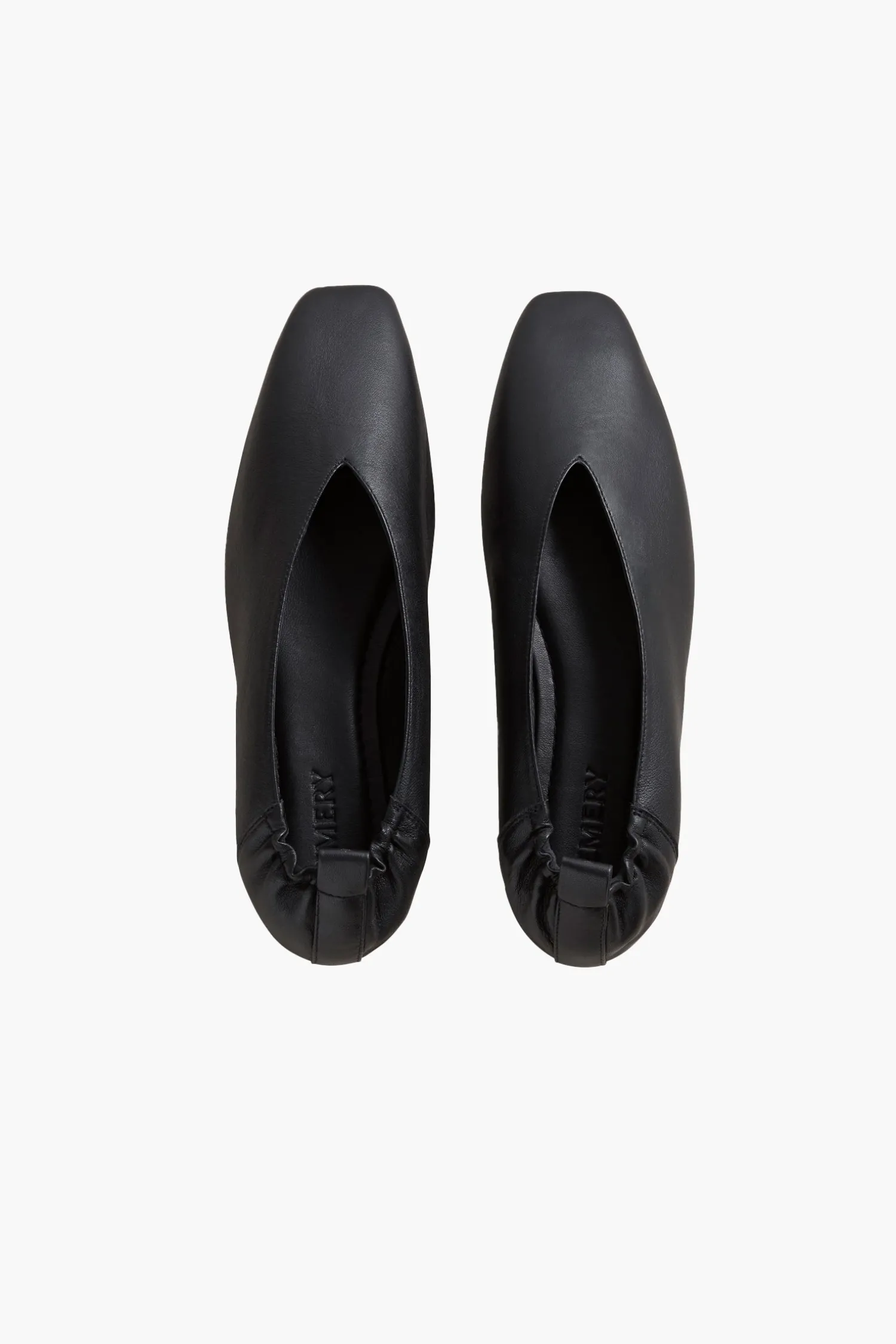 Fashion A.EMERY BRIOT FLAT