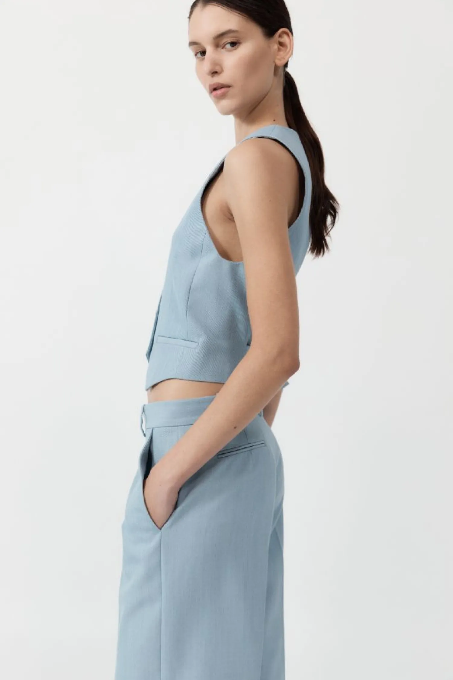 Store ST. AGNI CARTER VEST