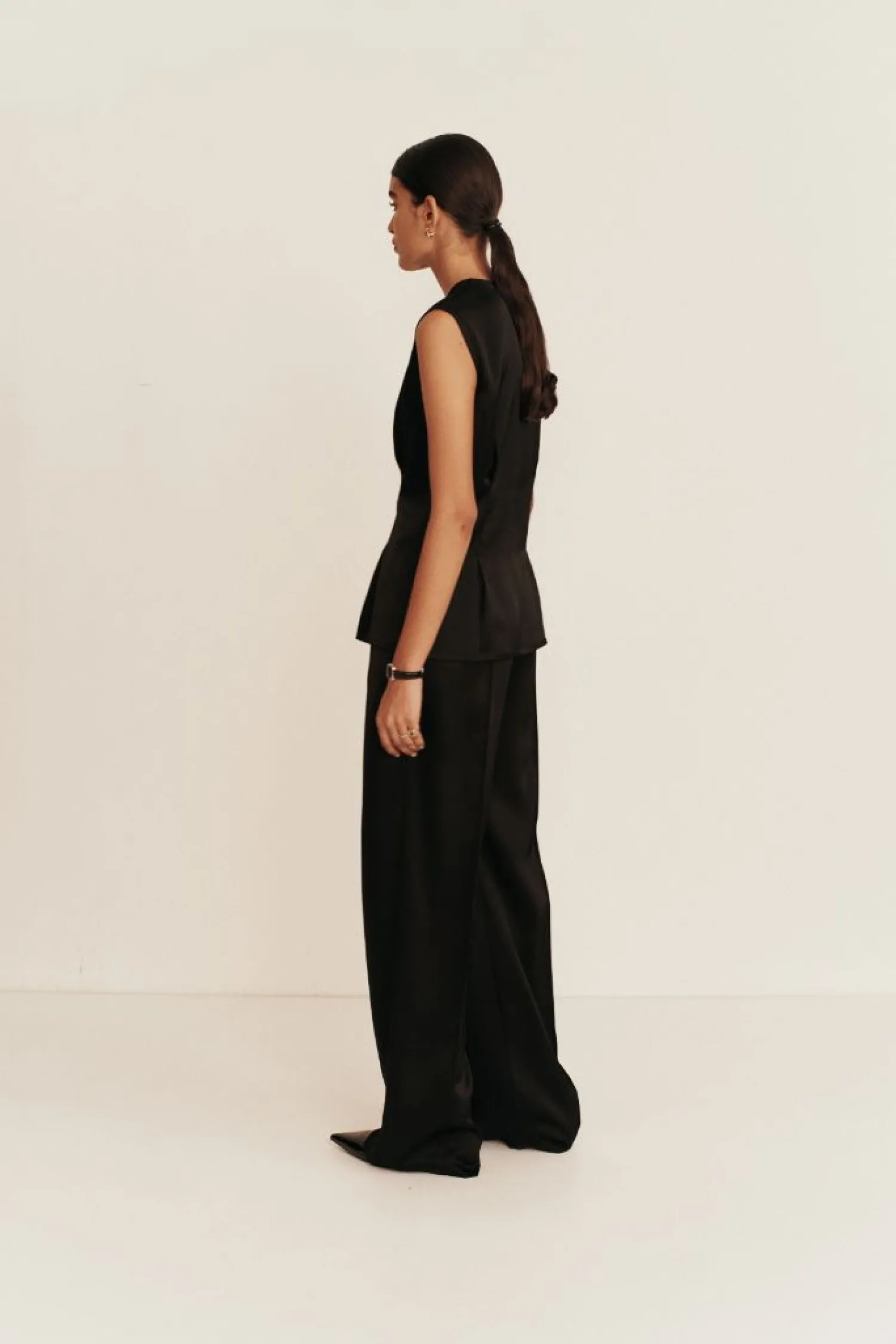 Cheap ESSE CLASSICO TUCK PANT Black