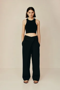 Shop ESSE CROP TANK TOP Black