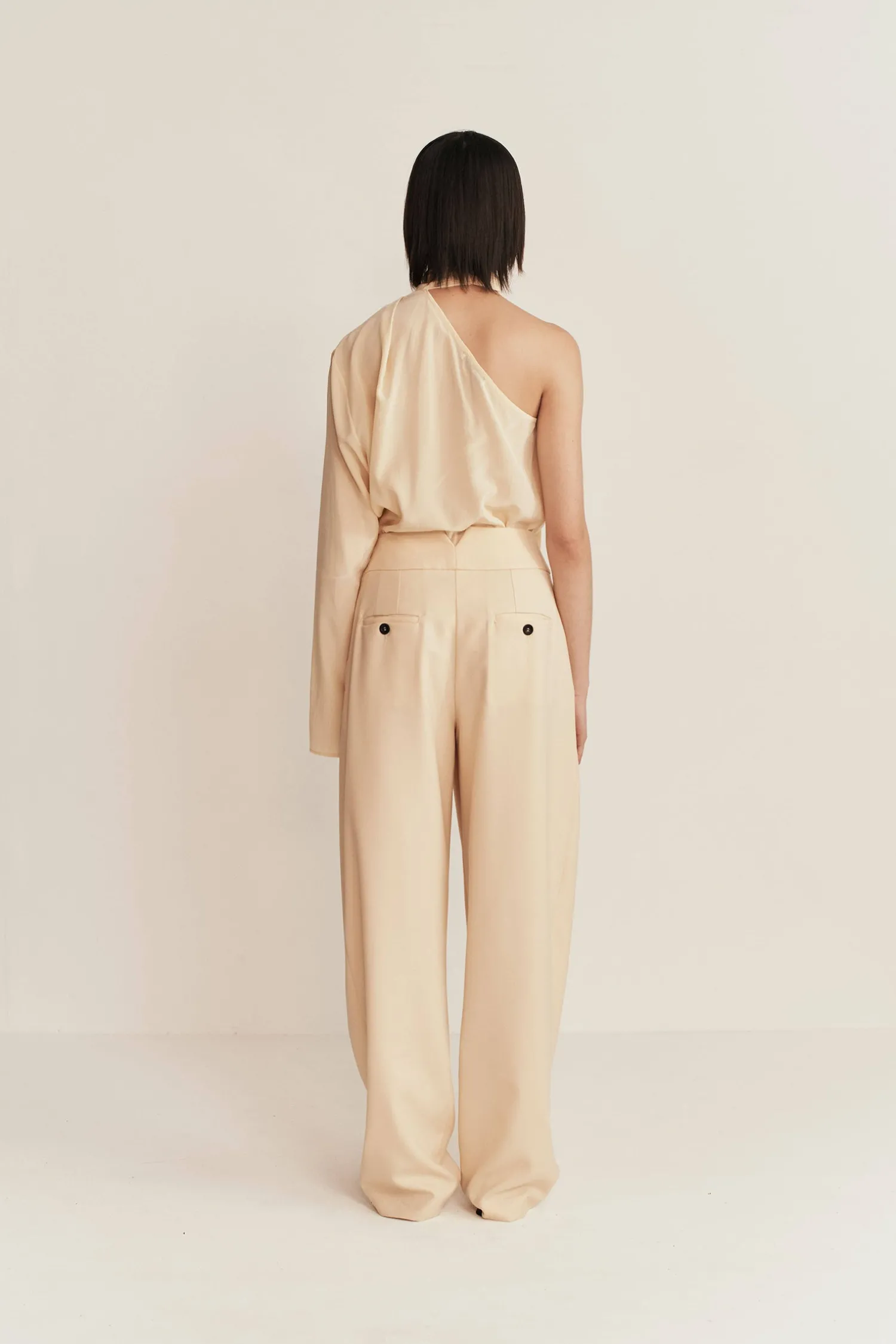 New ESSE DELPHI TROUSER Butter
