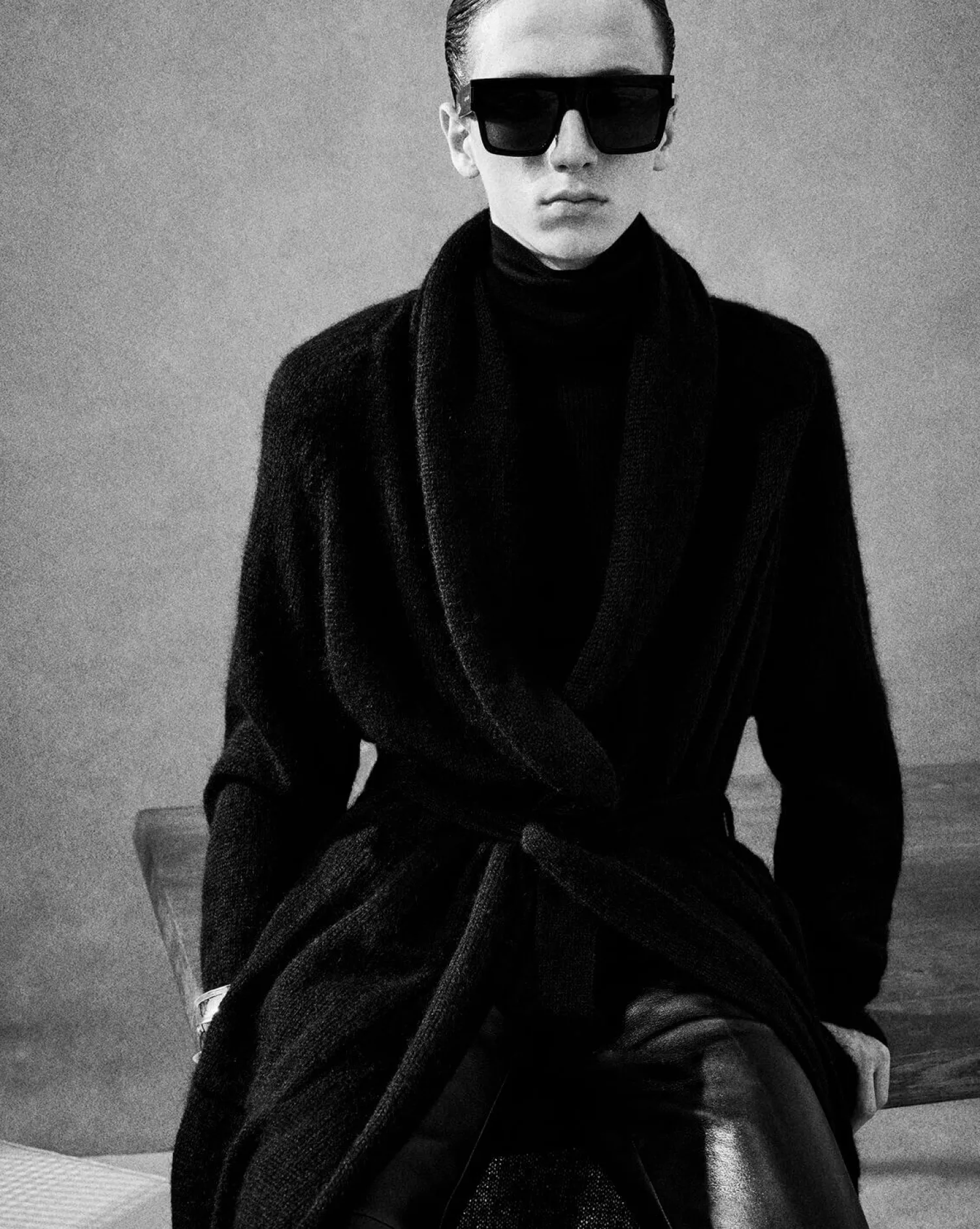 Clearance SAINT LAURENT FLAT-TOP THICK SQUARE SUNGLASSES Black