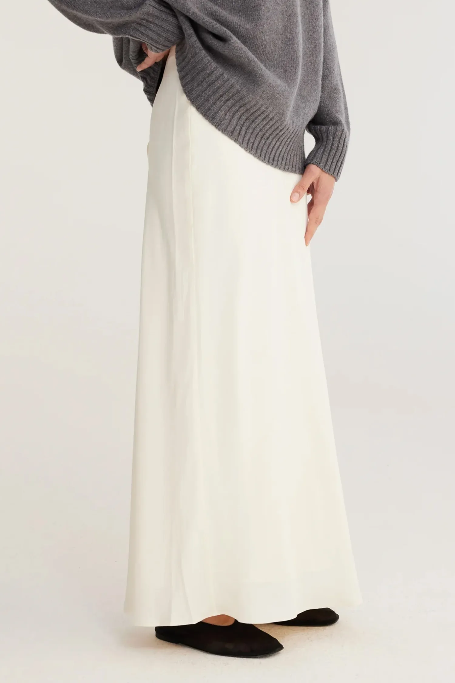 Sale RÓHE LONG SATIN SKIRT Cream