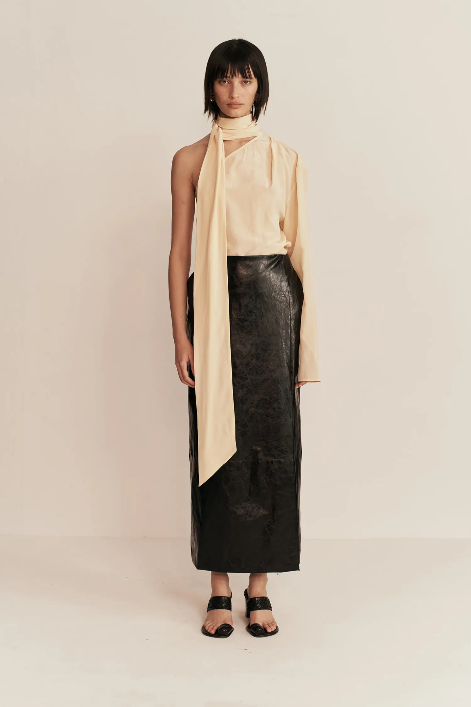 Online ESSE MILOS SPLIT MIDI SKIRT Crema