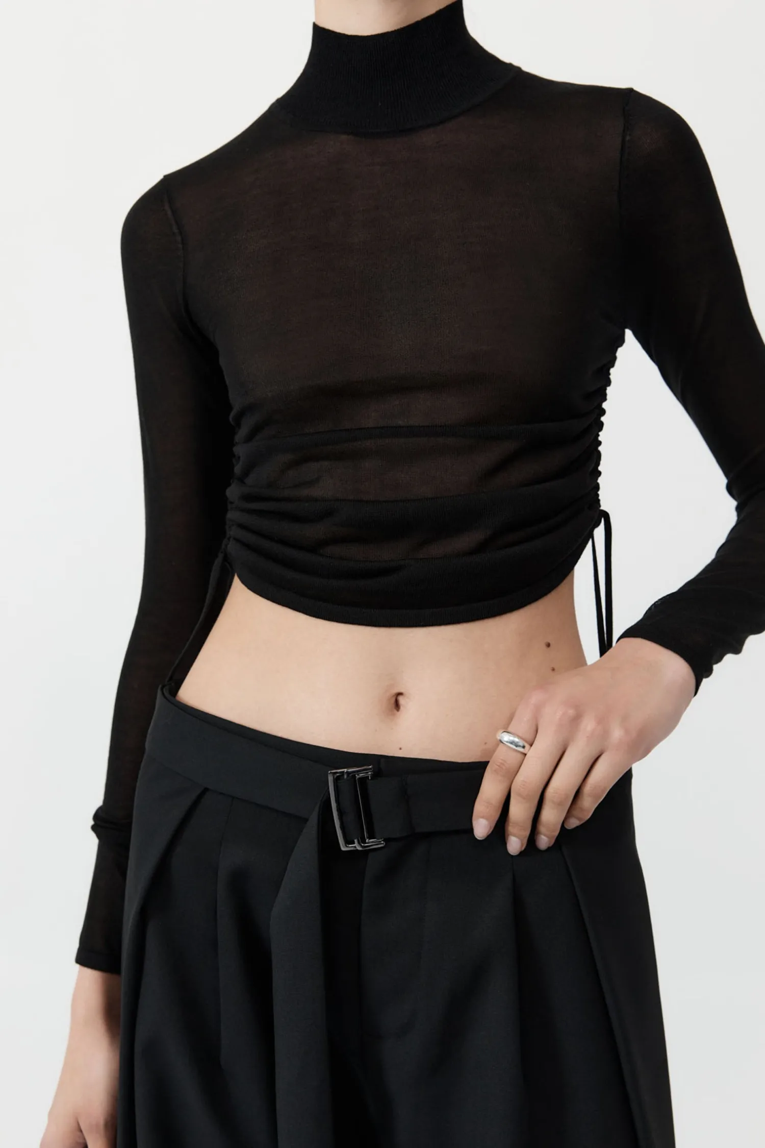 Fashion ST. AGNI SHEER RUCHED TOP Black